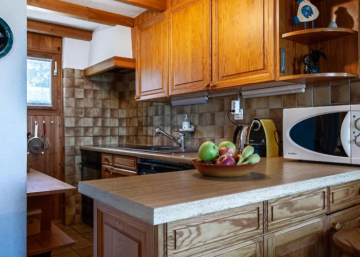 Lao-lao By Interhome 木屋 *